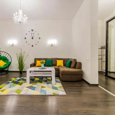 Apartment 2к поруч із майданом незалежності *