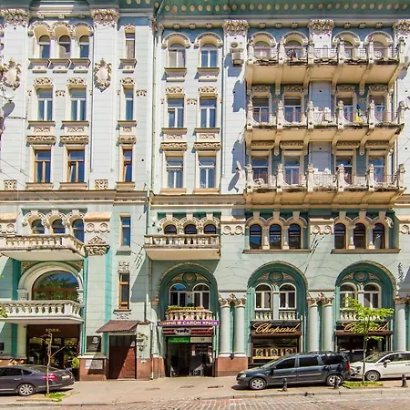 Apartment 2к поруч із майданом незалежності